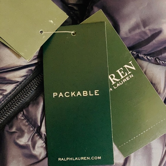 RALPH LAUREN PACKABLE LIGHTWEIGHT HOODED DOWN COAT - Picture 10 of 13